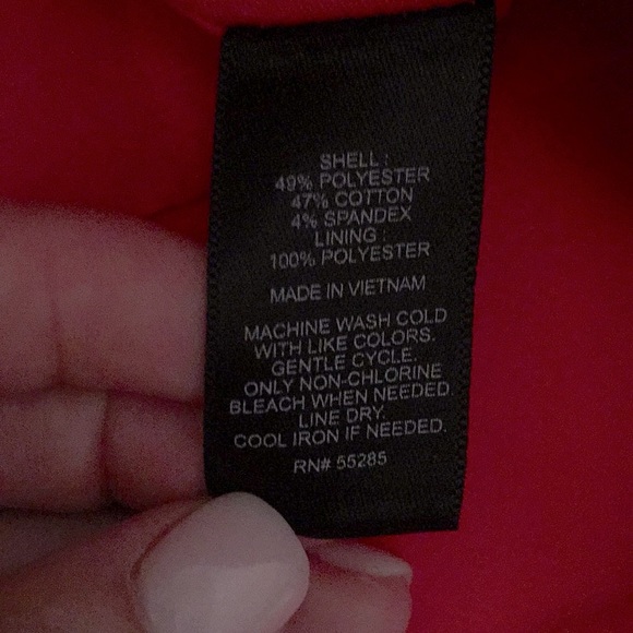 Red pencil skirt from Express - Picture 3 of 6